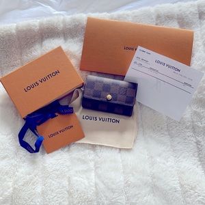 Authentic LV 6 key holder
